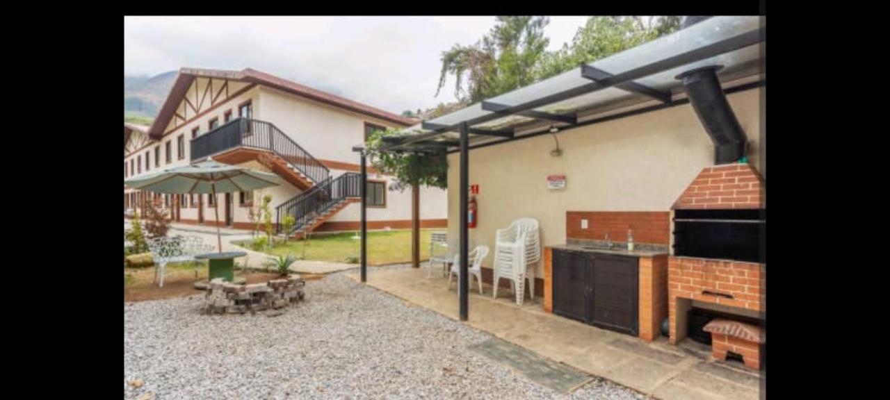 Studio Petropolis, Alameda Das Pedras Bagian luar foto