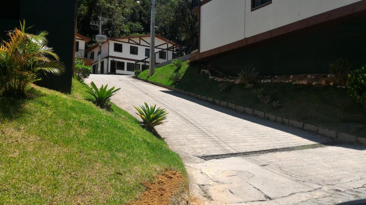 Studio Petropolis, Alameda Das Pedras Bagian luar foto